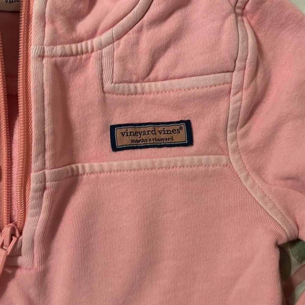 Pink vineyard vines pullover - Picture 3 of 4